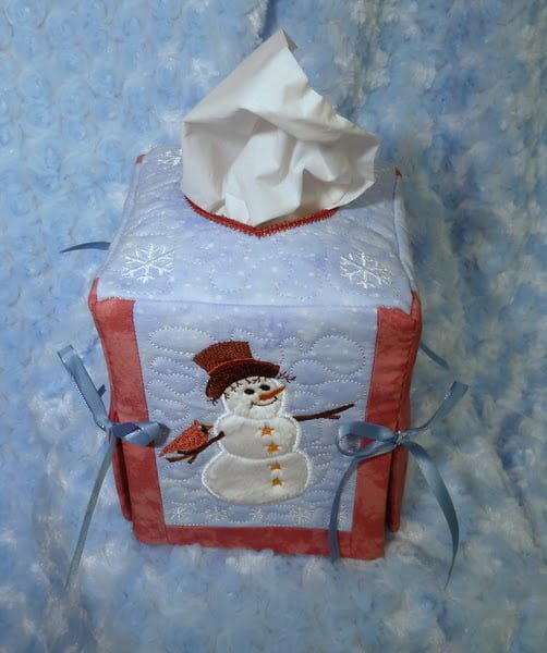 Winter Tissue Box · Oma's Place